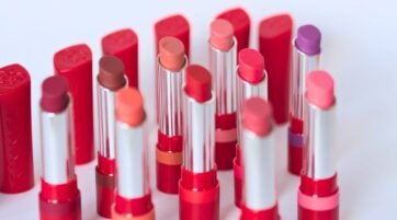 Rimmel The Only 1 Matte Lipstick – Full Review, Swatches, Try-on